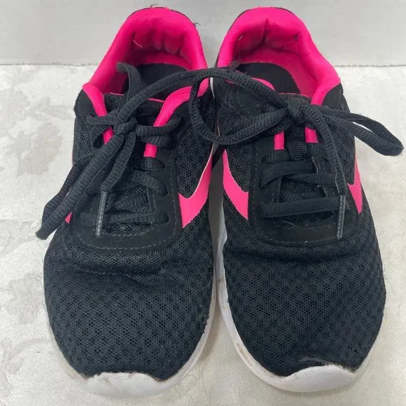 Girls Size 1 Pink Black Sneaker White Sole - Picture 1 of 5